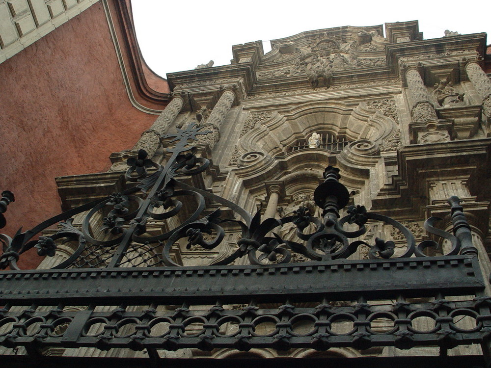 Mi país (Iglesia en el Centro Histórico DF)