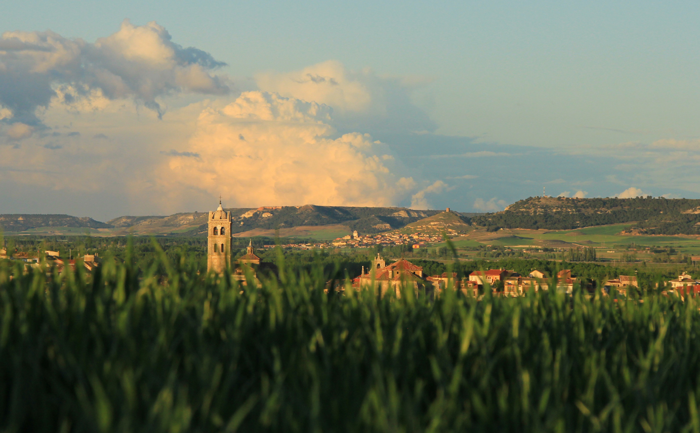 MI PUEBLO. TARDE DE PRIMAVERA