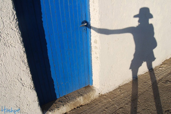 Mi sombra abre puertas