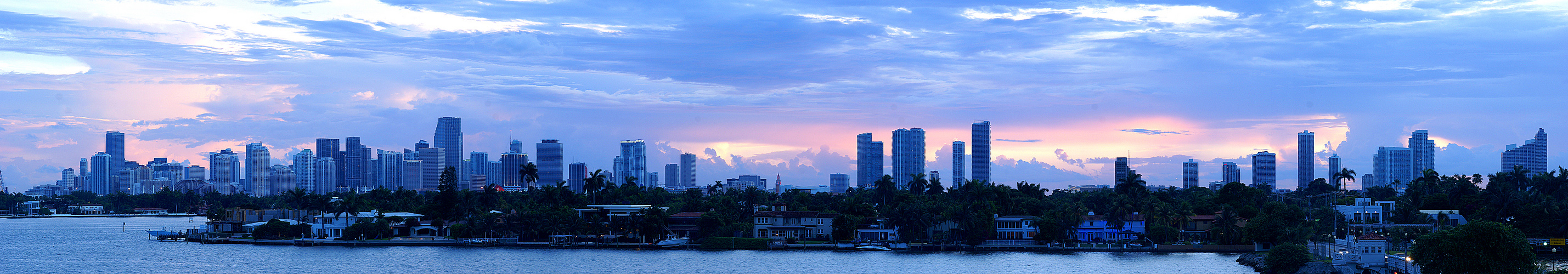 MIAMI Downtown Skyline