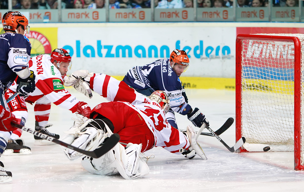 Michael Wolf - Iserlohn Roosters macht 3 Tore.....