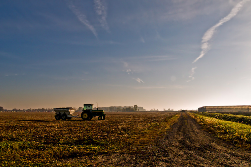 Michigan Autumn, Tractor w/Wagon