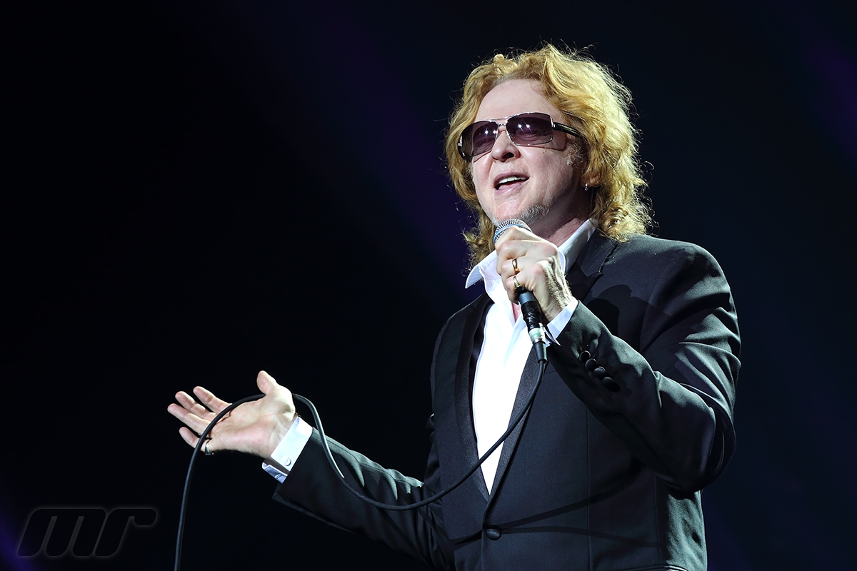 - Mick Hucknall / Simply Red -