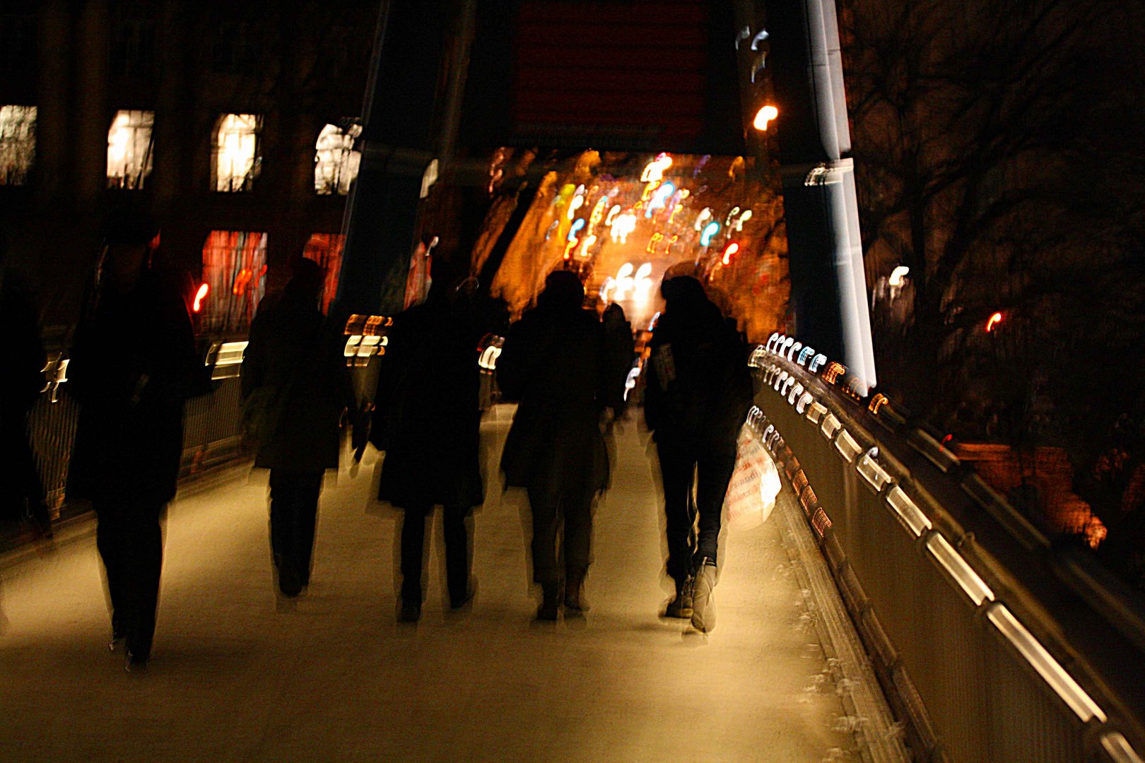 Midnight Bridge over the Water Frankfurt 6