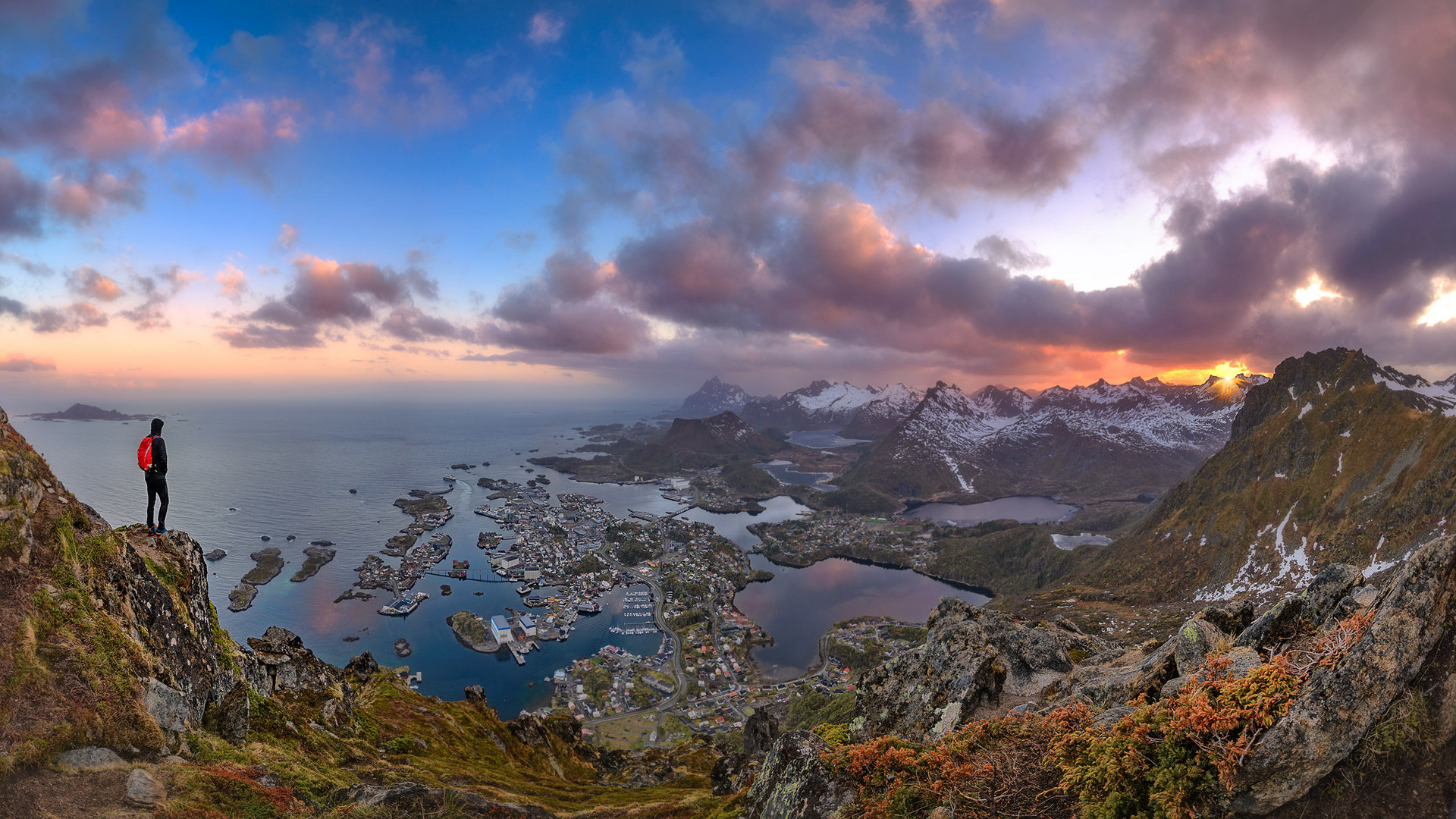 Midnight Sun in Solvaer