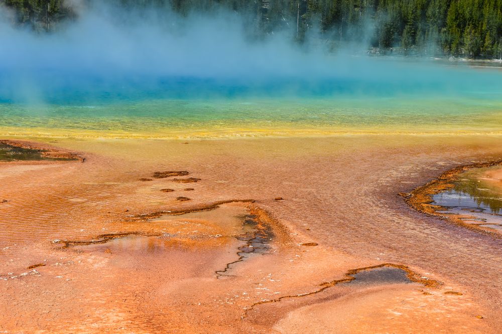 Midway Geyser Basin      V               DSC_3975-2