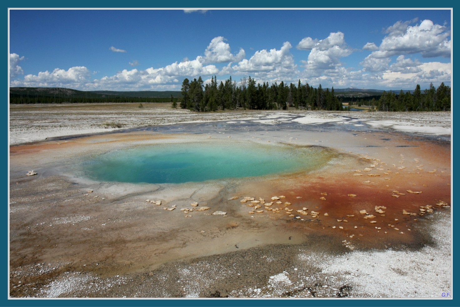 Midway Geysir Basin