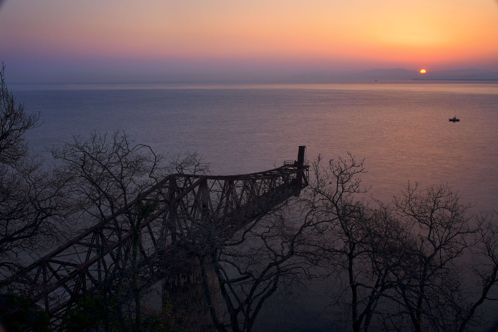 Mientras amanecía