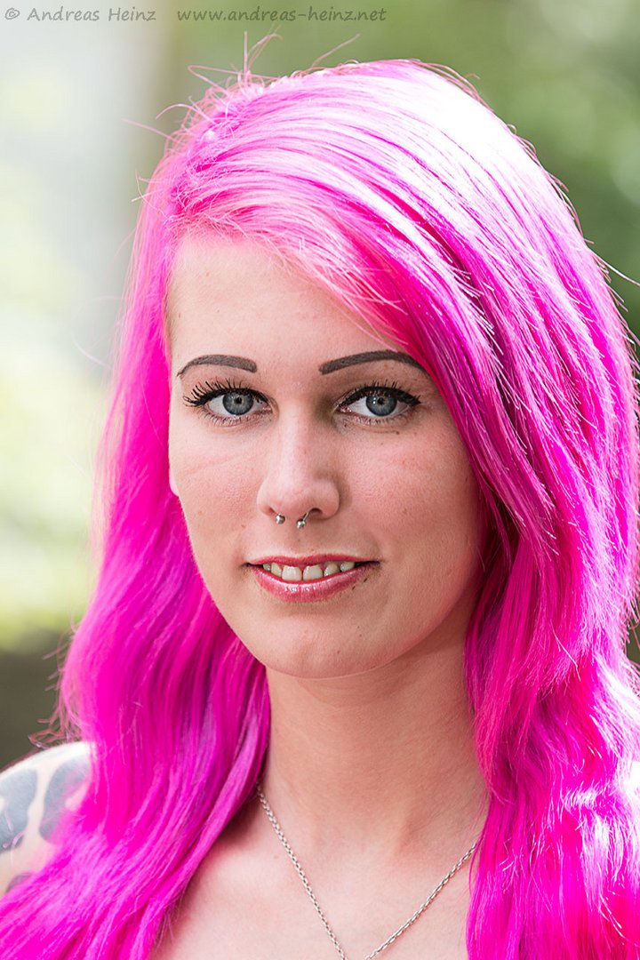 Miezekatze an Lost Place Foto & Bild erwachsene menschen, miezekatze