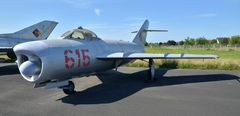 MiG-17PF