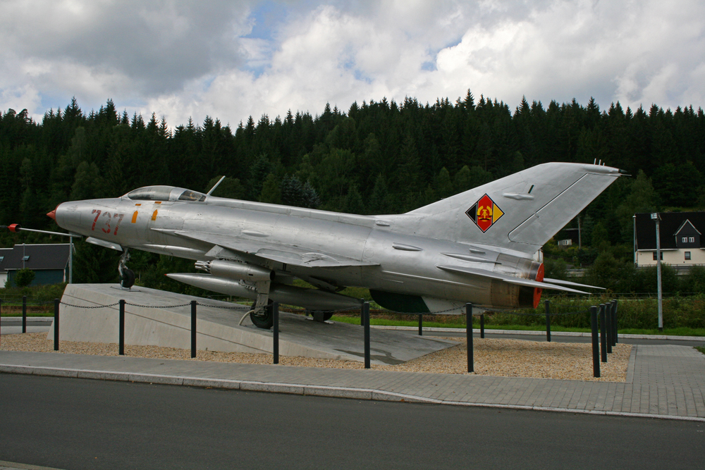 MIG 21