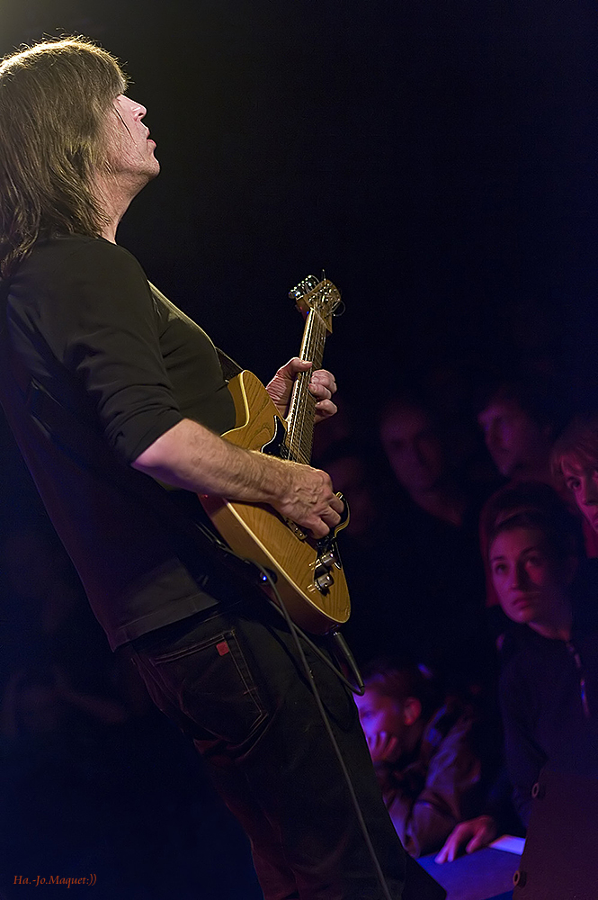 Mike Stern.