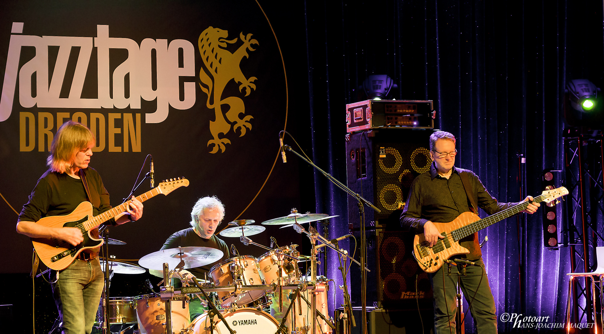 Mike Stern, Dave Weckl, Tom Kennedy