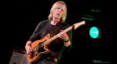 Mike Stern [us]