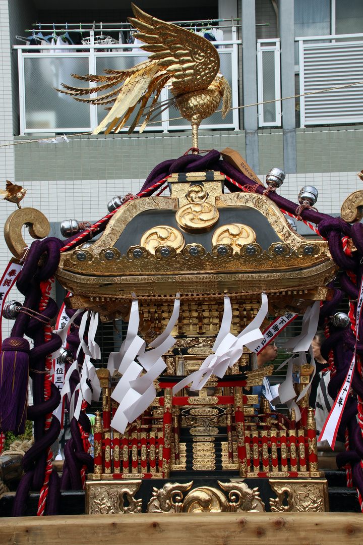 MIKOSHI