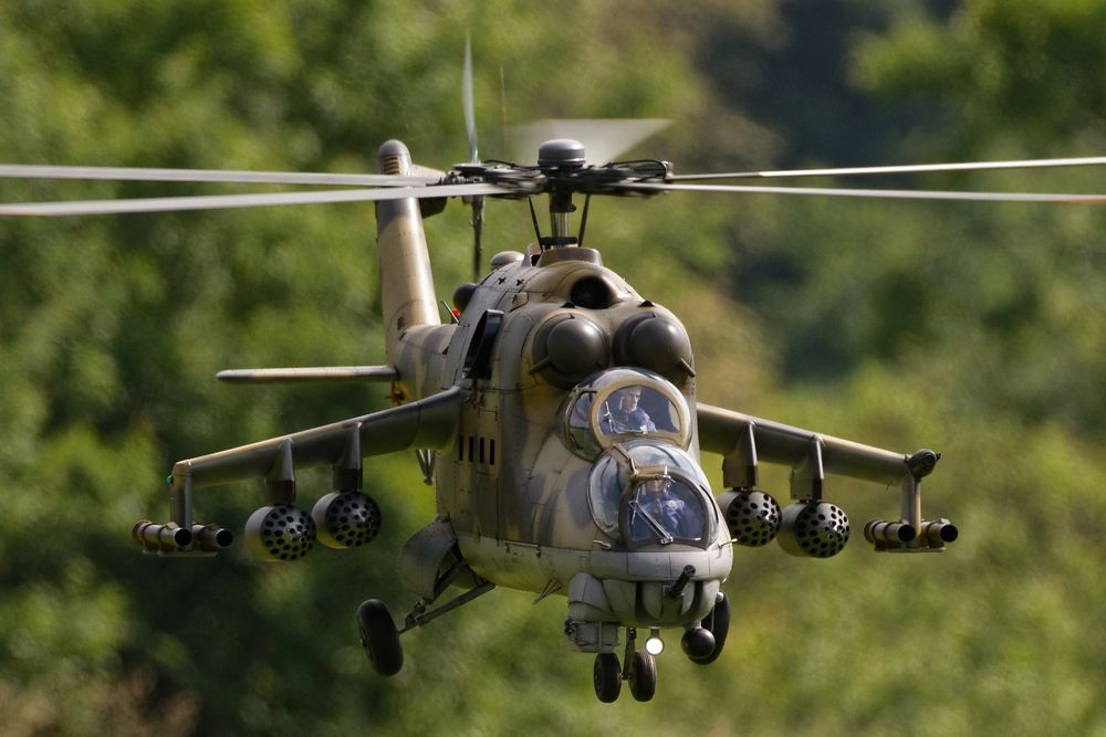 Mil Mi24 Hind Foto & Bild luftfahrt, hubschrauber, modellflug Bilder auf