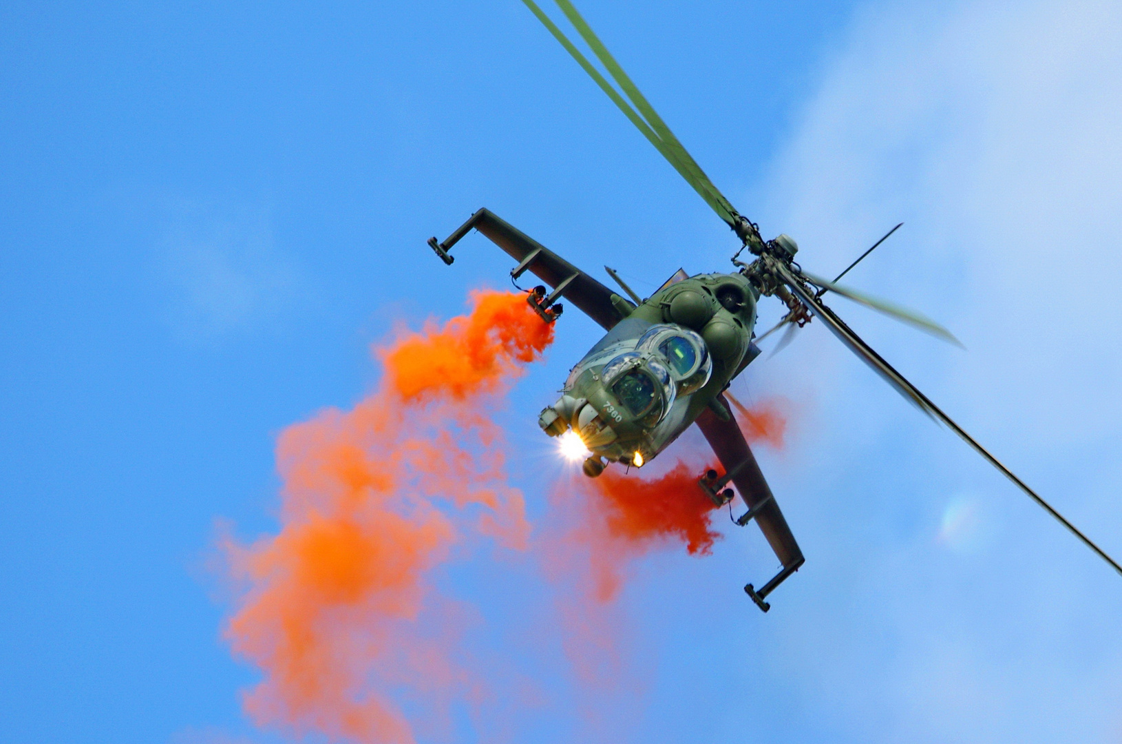 MIL MI-24 (Spitznamen:„Krokodil“, „Hirschkuh“ oder „Schützenpanzer)