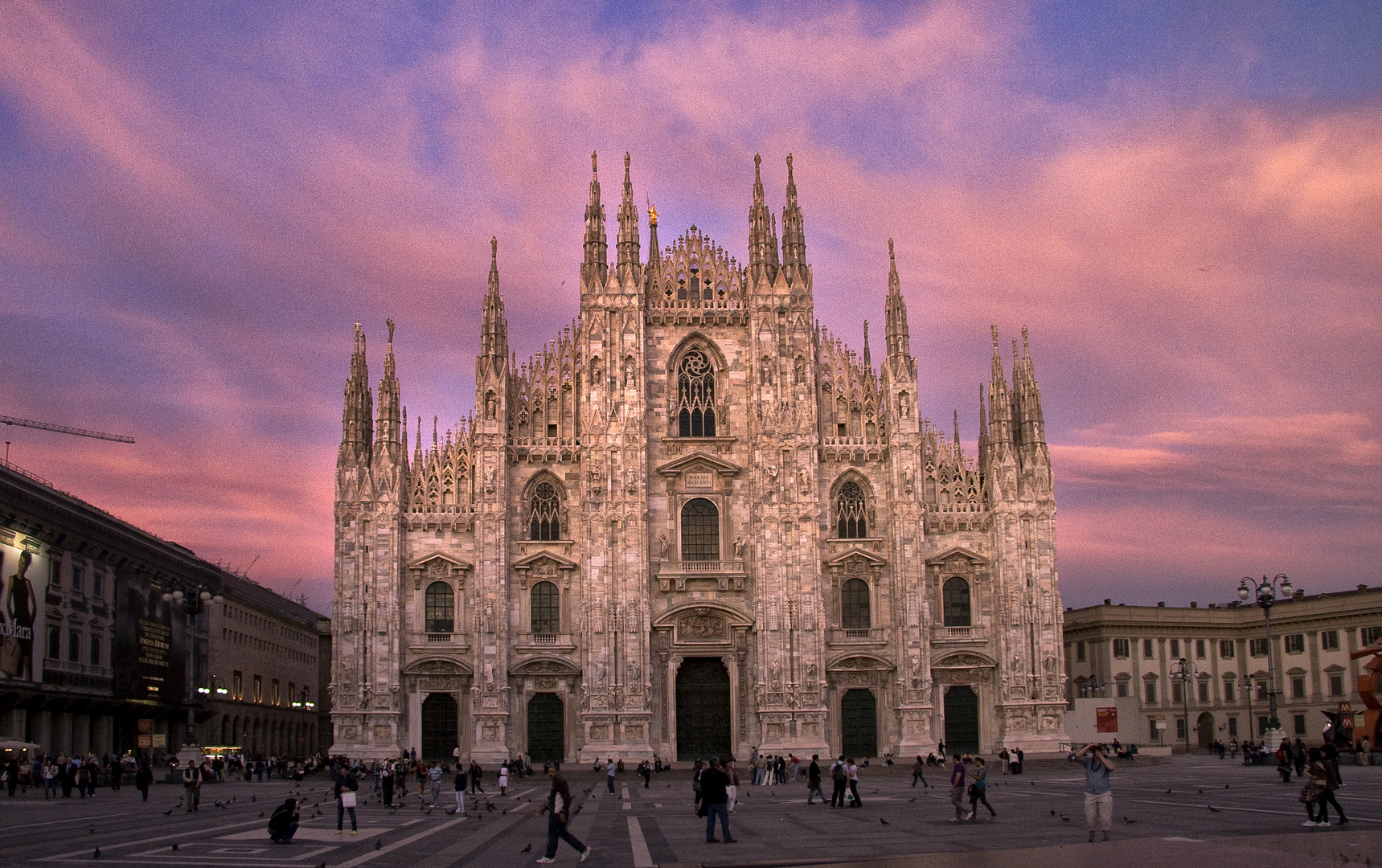 Milano al tramonto