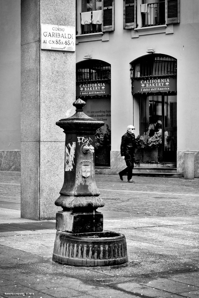 Milano, Corso Garibaldi, drago verde