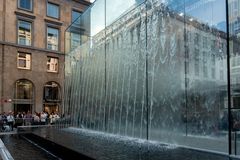 Milano, piazza del Liberty, la fontana