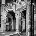 Milano, Sant'Ambrogio, archi e colonne