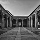 Milano, Sant'Ambrogio, cortile