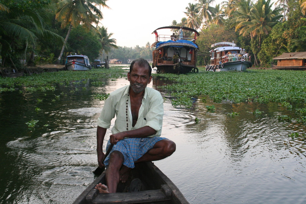 Milchboot- kapitän Kerala +Reisestory  Indien Ü1000K