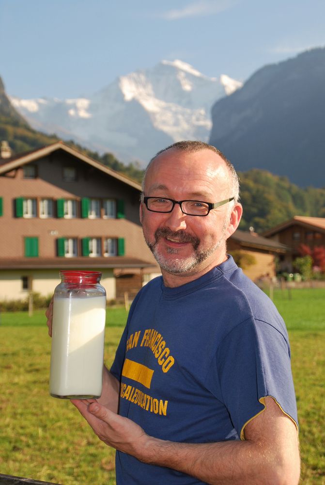 Milchmann; CH, Berner Oberland, Männer; Milch, Alm,