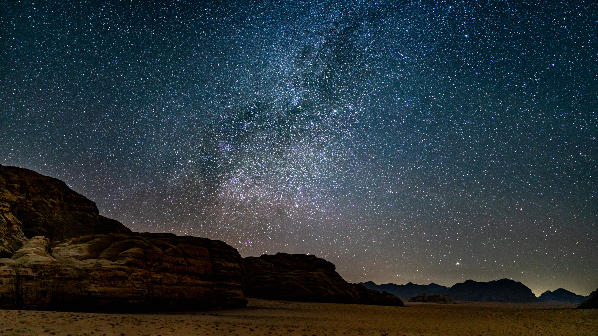 Milchstraße über dem Wadi Rum