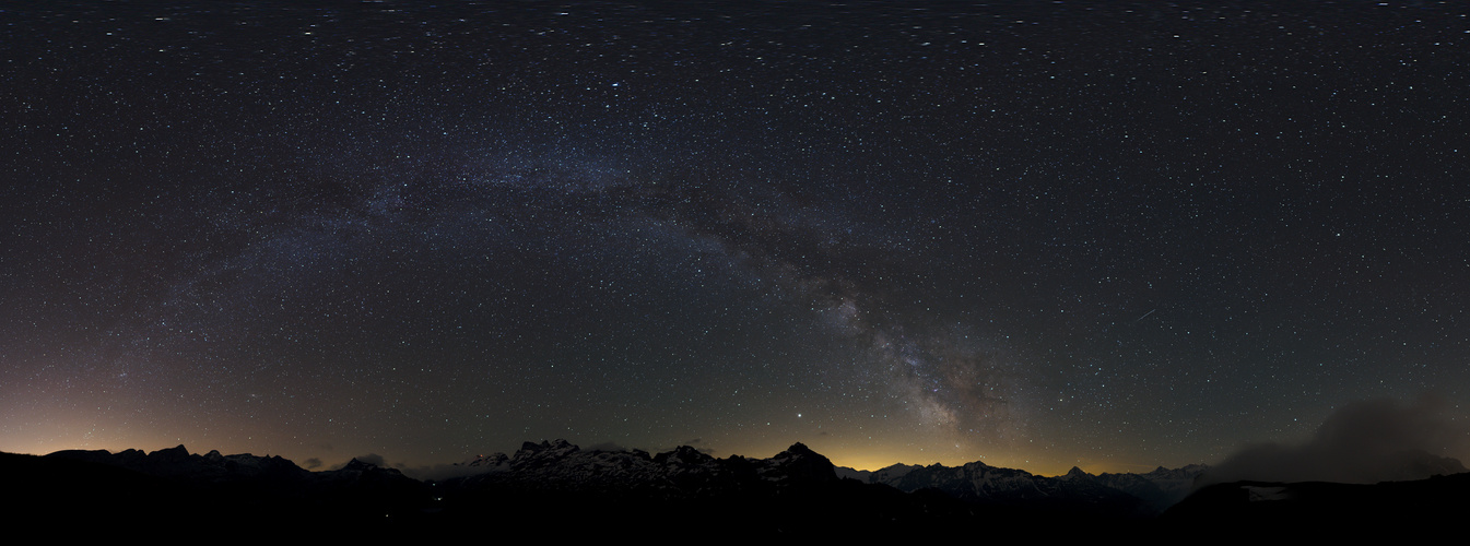 Milchstrasse über den Alpen