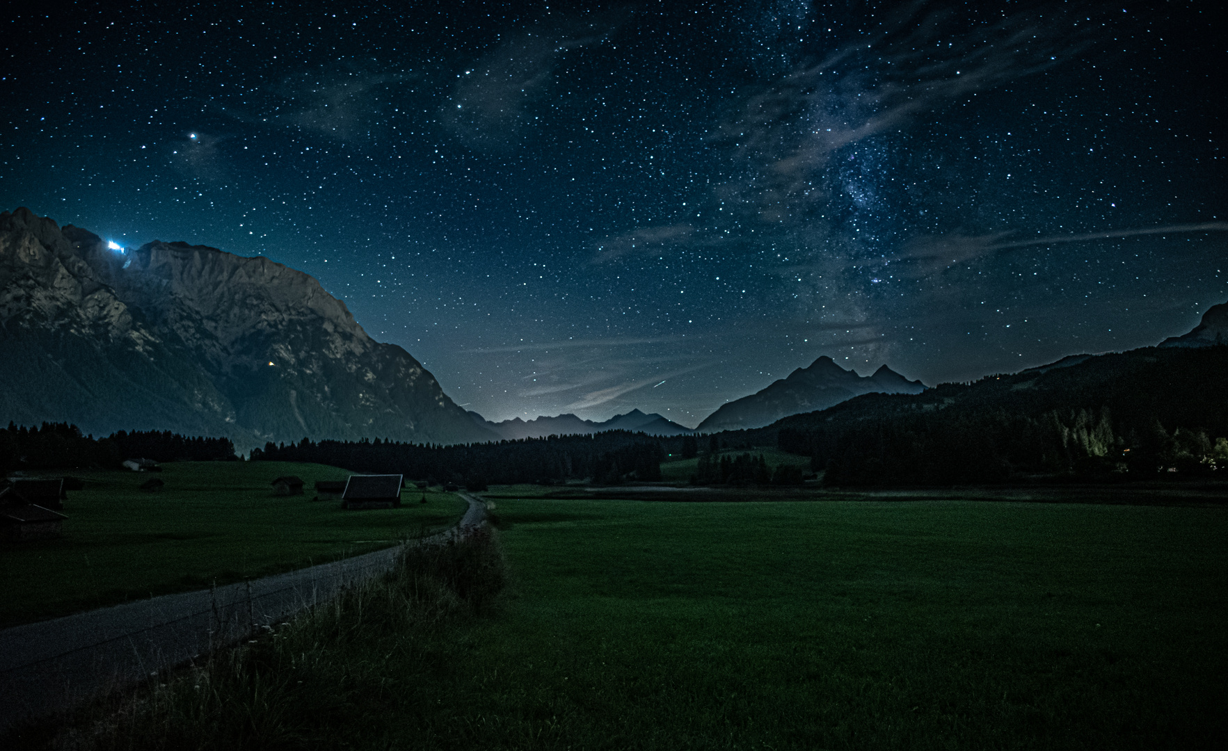 Milchstraße und Nachthimmel über Leutasch