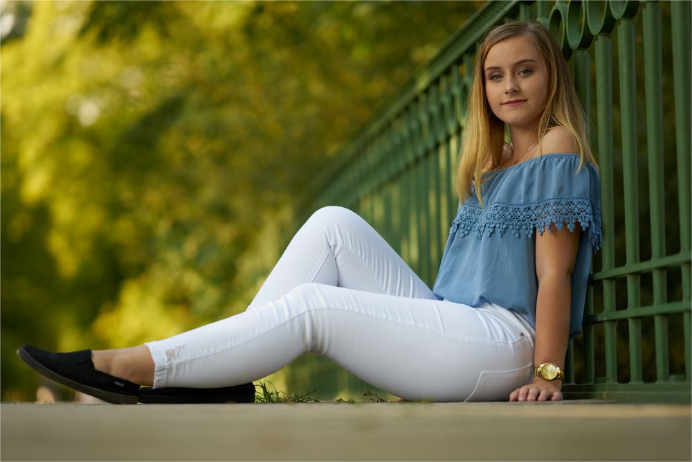 Milena auf der Brücke.