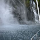 Milford Sound: Am Wasserfall