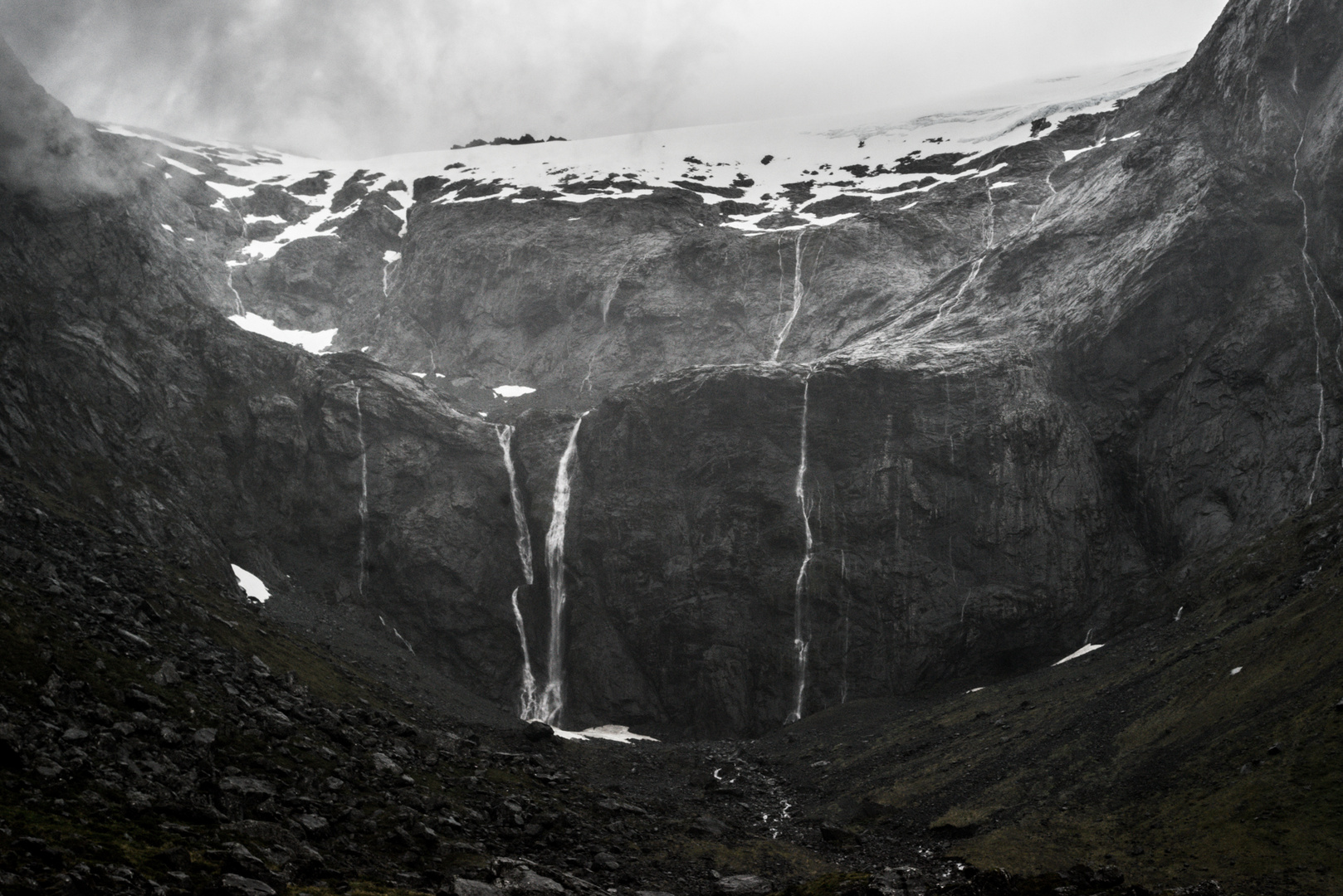 MILFORD SOUND WASSERFÄLLE