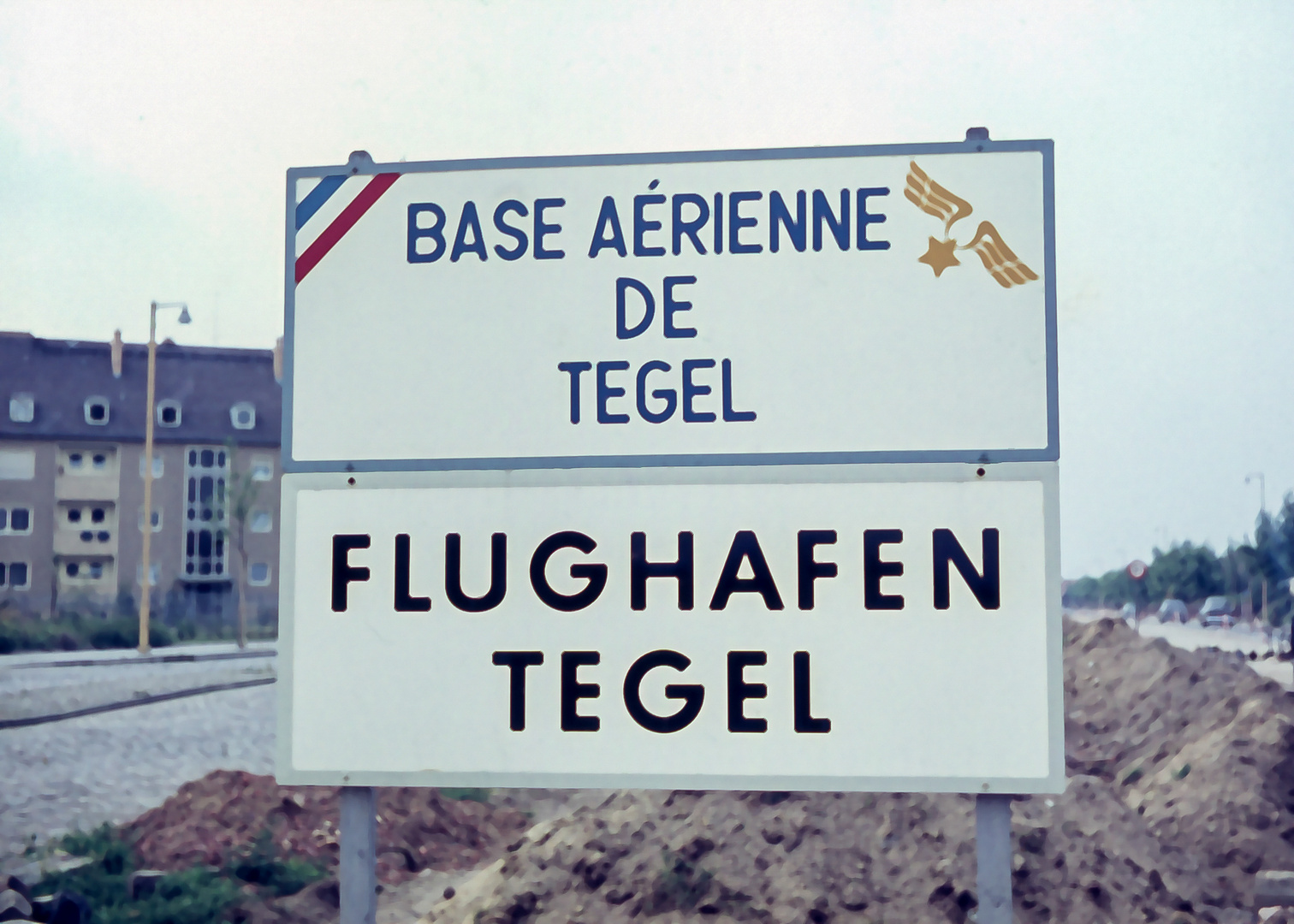 Militärflugplatz Tegel öffnet für zivile Luftfahrt