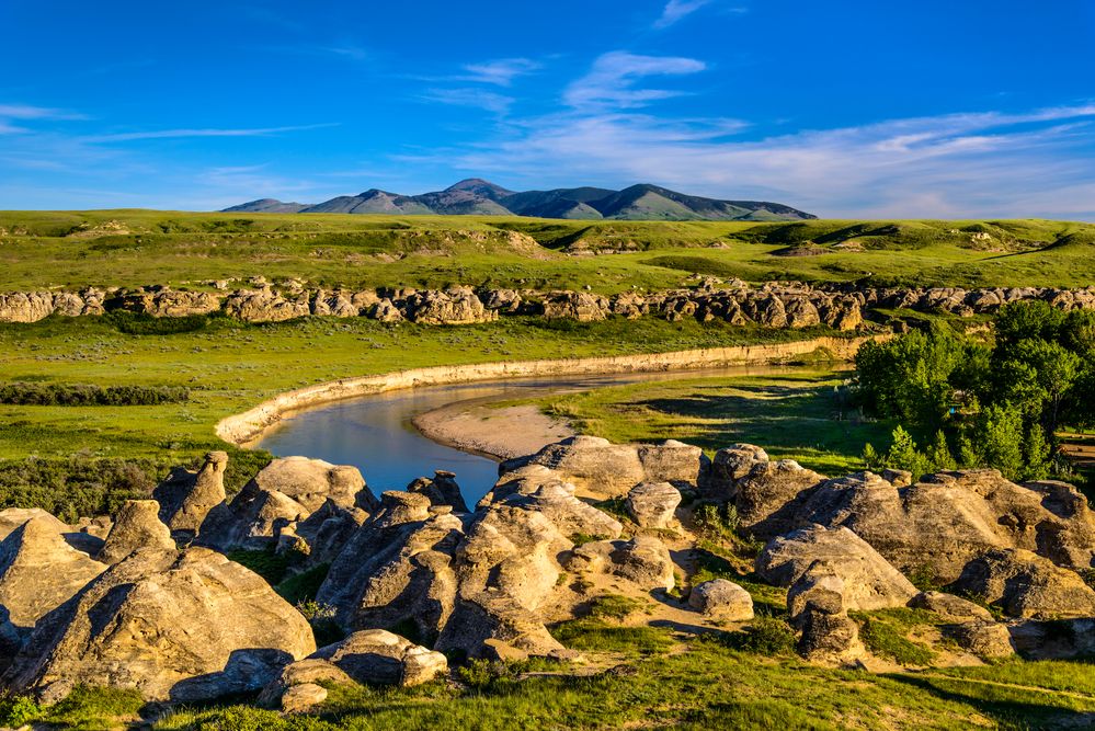 Milk River & Sweet Grass Hills, Writing-on-Stone PP, Alberta, CA