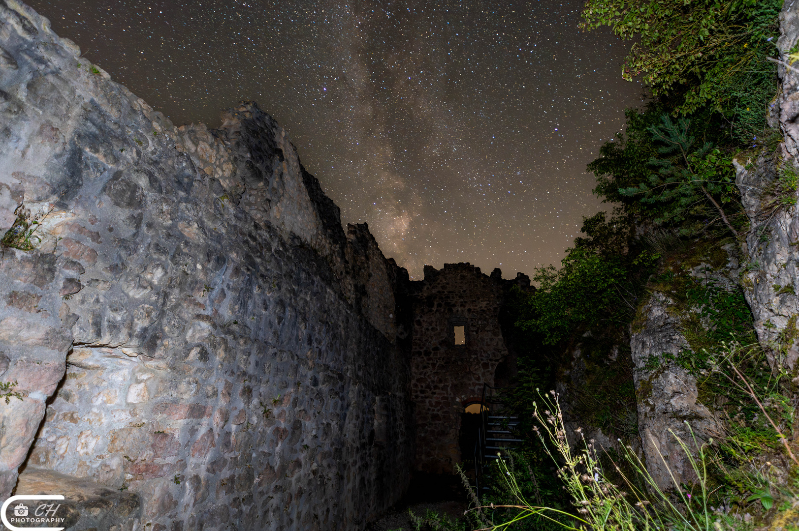 Milky way to the old castle ruin 1