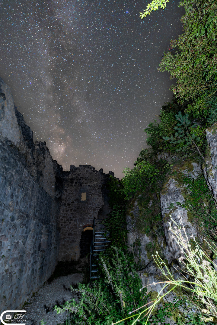 Milky way to the old castle ruin 2