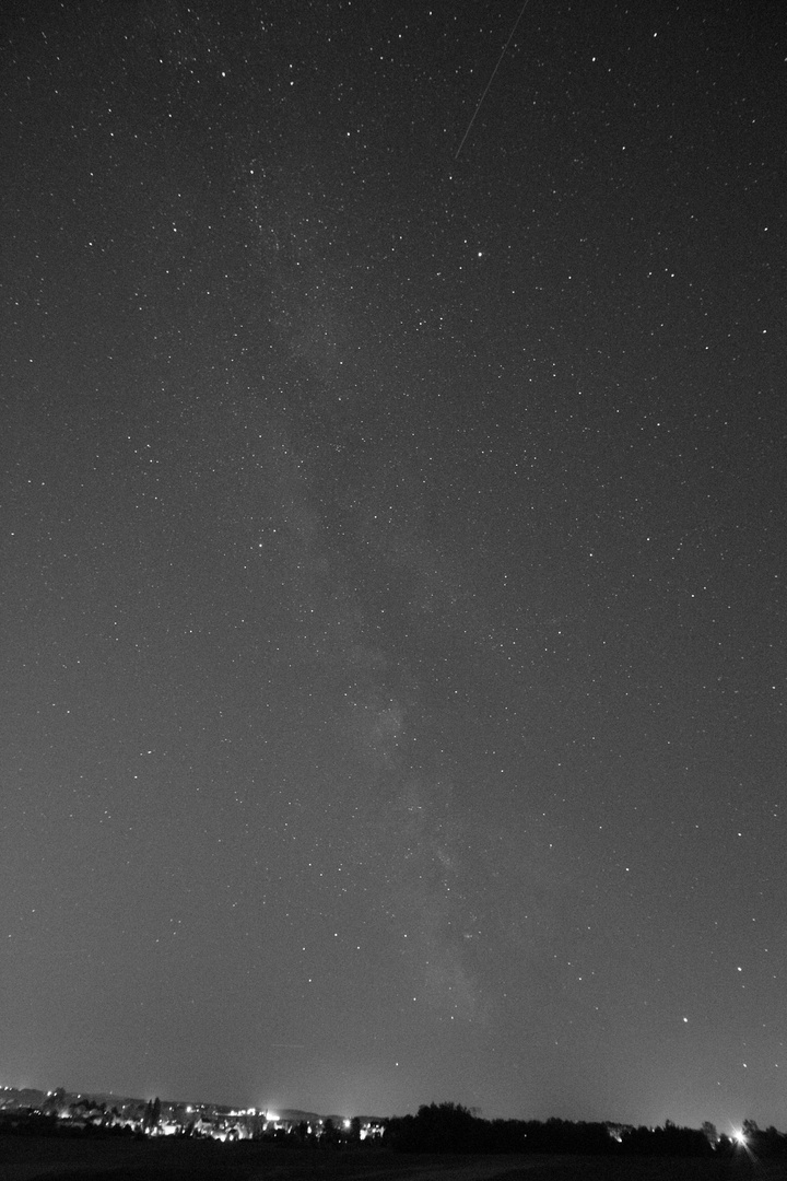 milkyway.2.August.monocrom