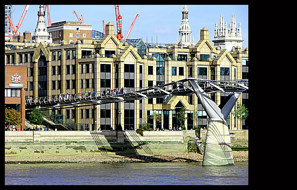 Millenium Bridge