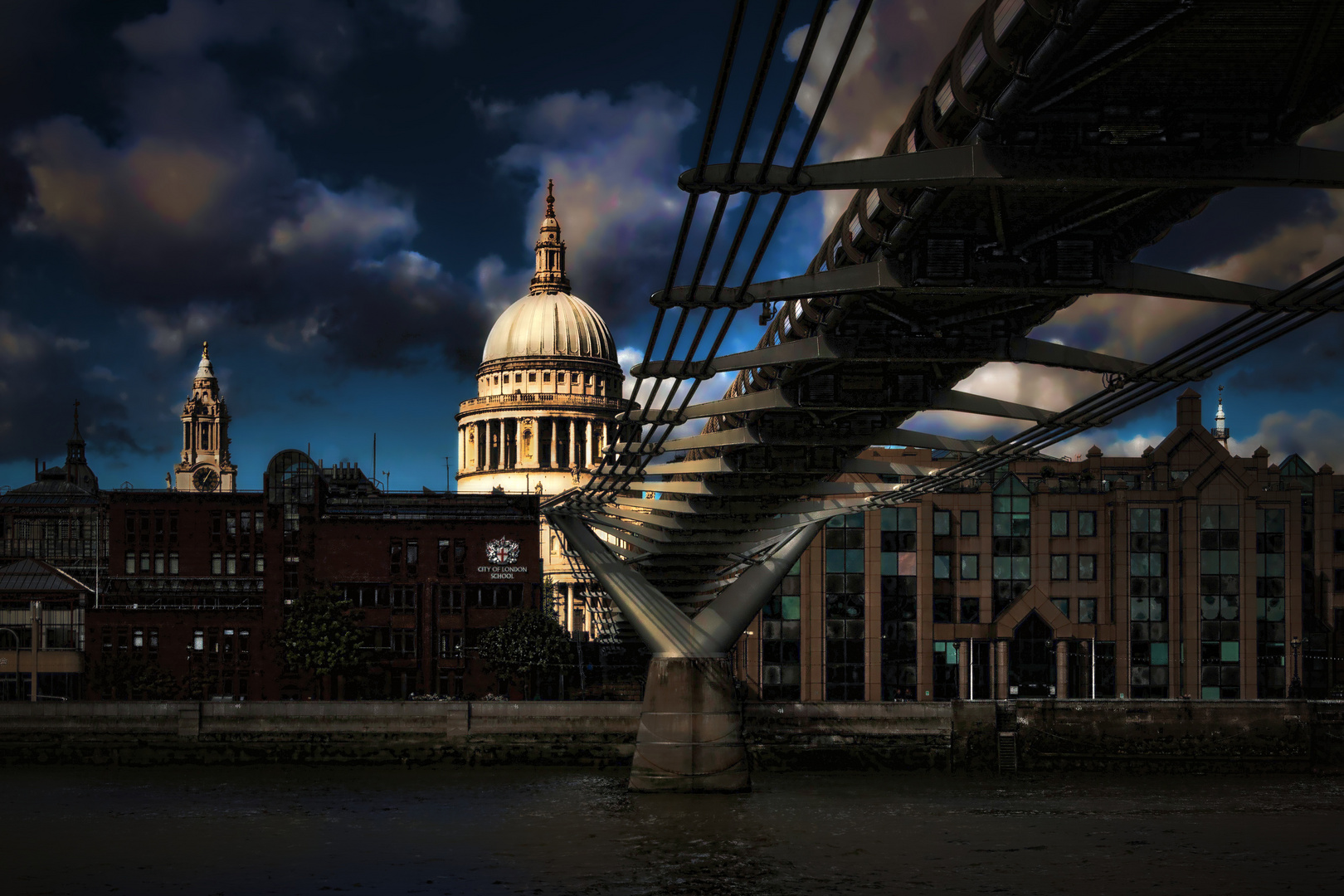 Millenium Bridge