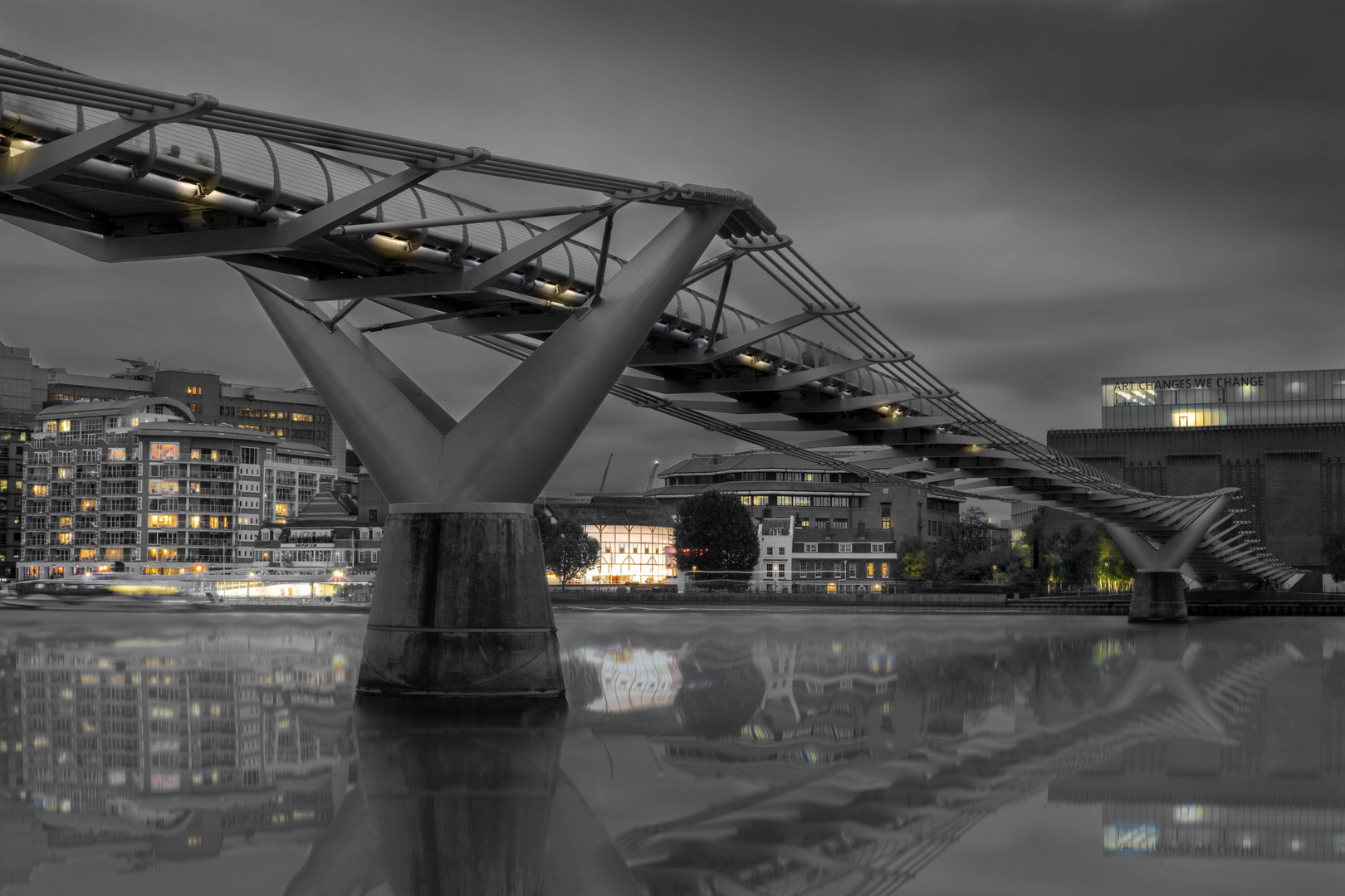 Millenium Bridge