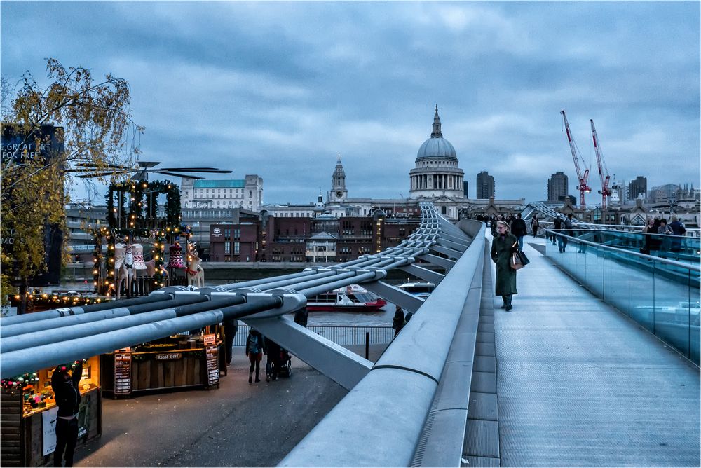 Millennium Bridge