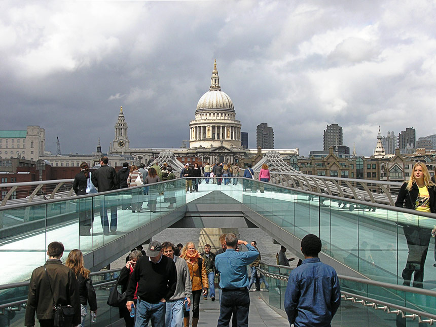 Millennium Bridge