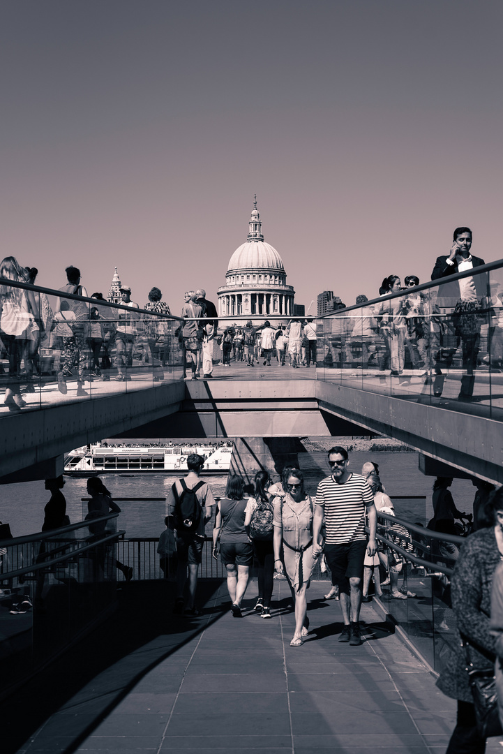 Millennium Bridge