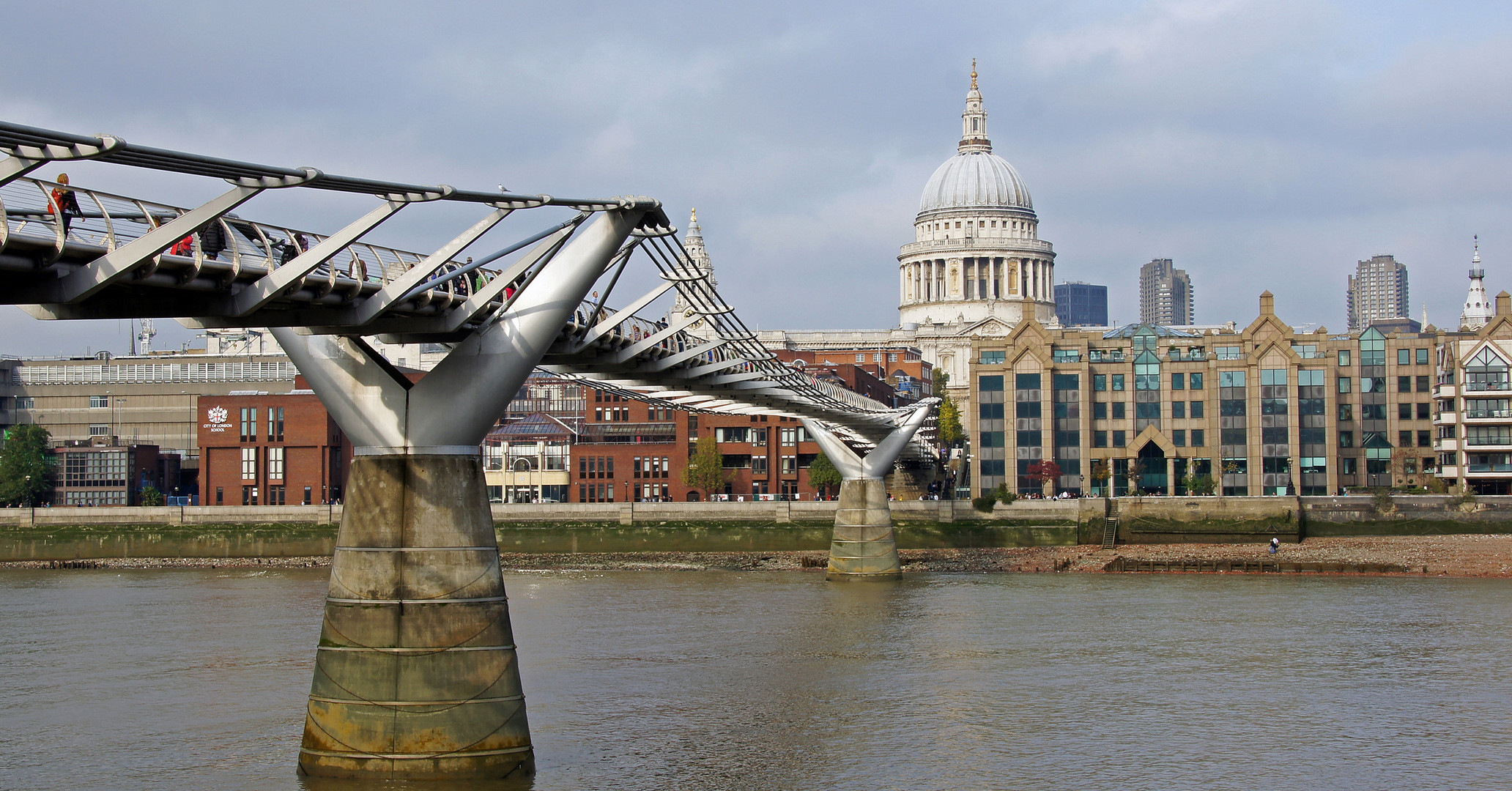 Millennium Bridge and St Paul’s Cathedral