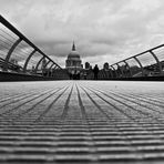 Millennium Bridge.