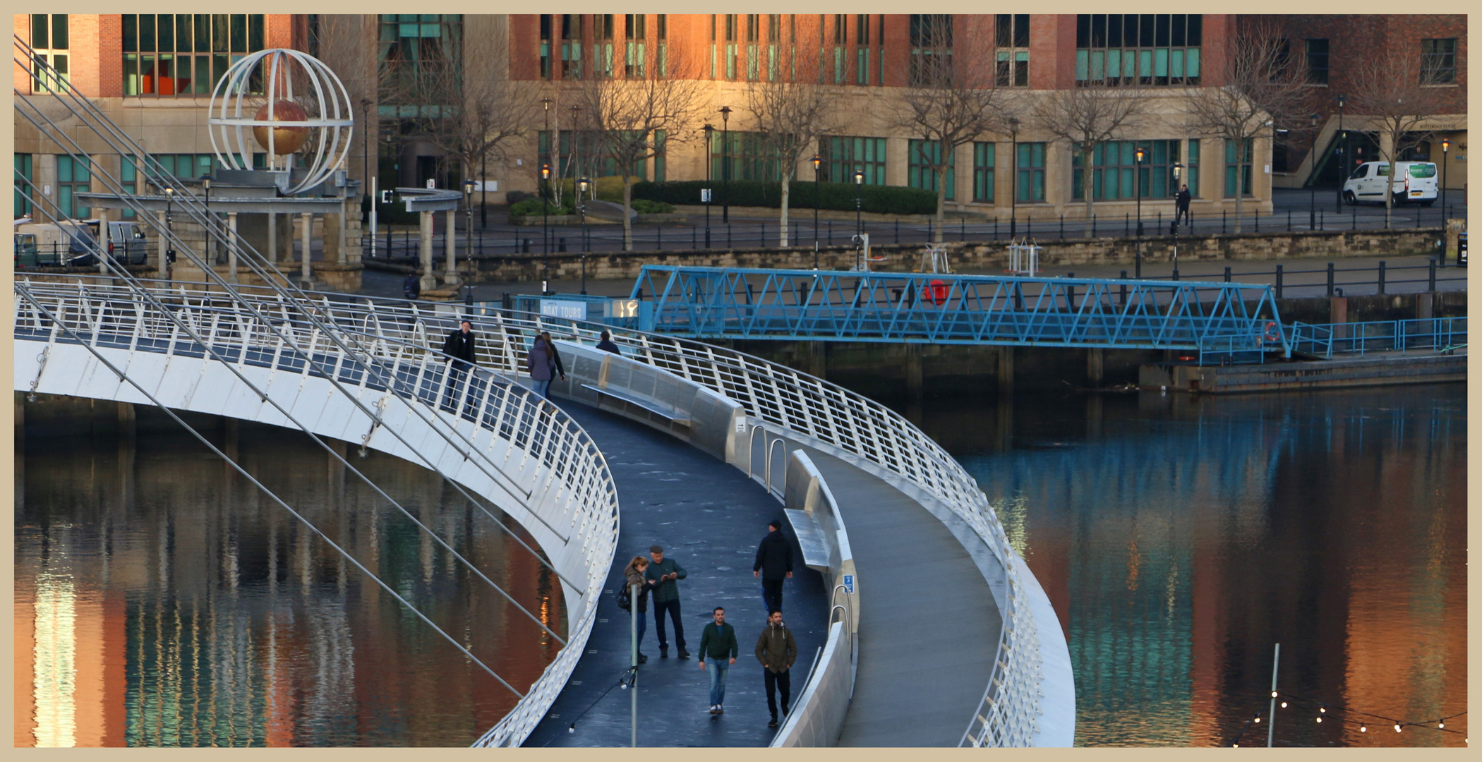 millennium bridge in winter