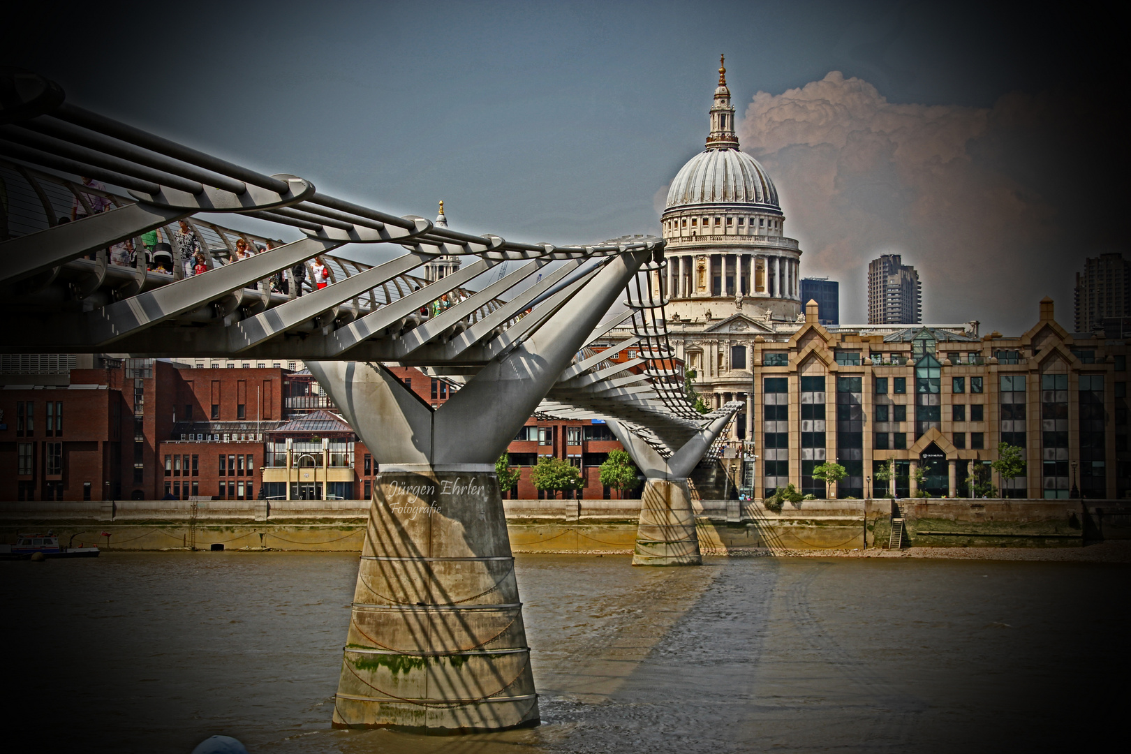 Millennium Bridge (London)