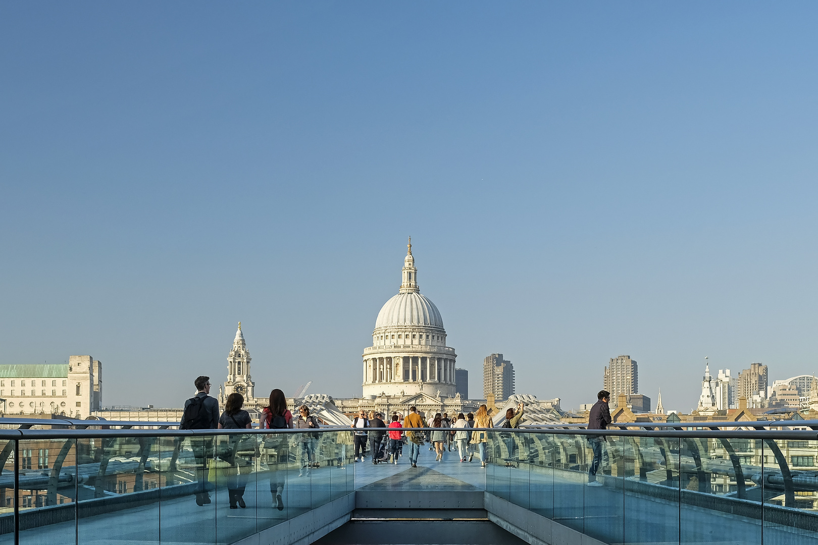 Millennium Bridge3